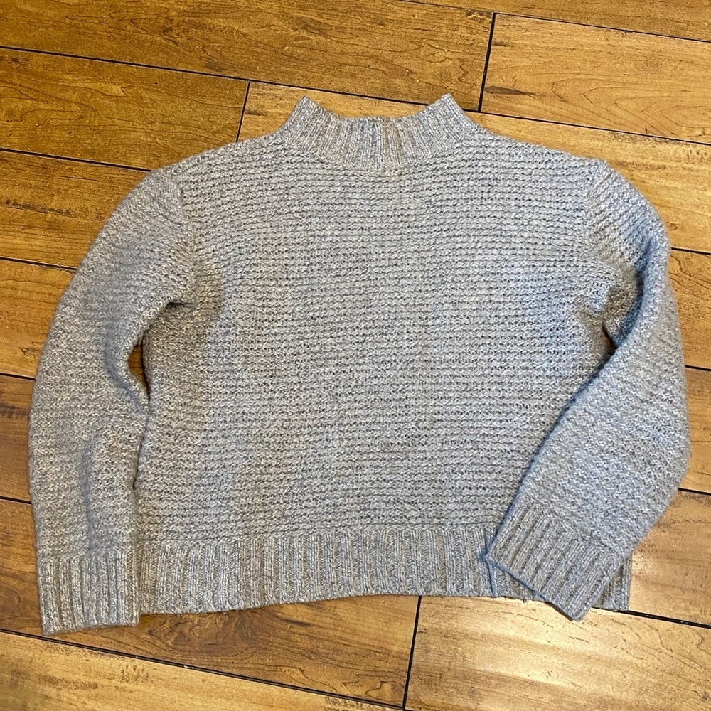 Roots Gray cropped Cowl Neck Sweater - Picture 2 of 4